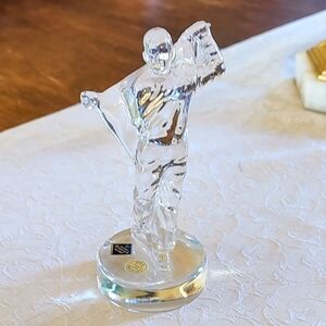 Jihlavsky Bohemia Sklarny Golf Figurine Statue PBO lead Crystal. Approx 5.25"H